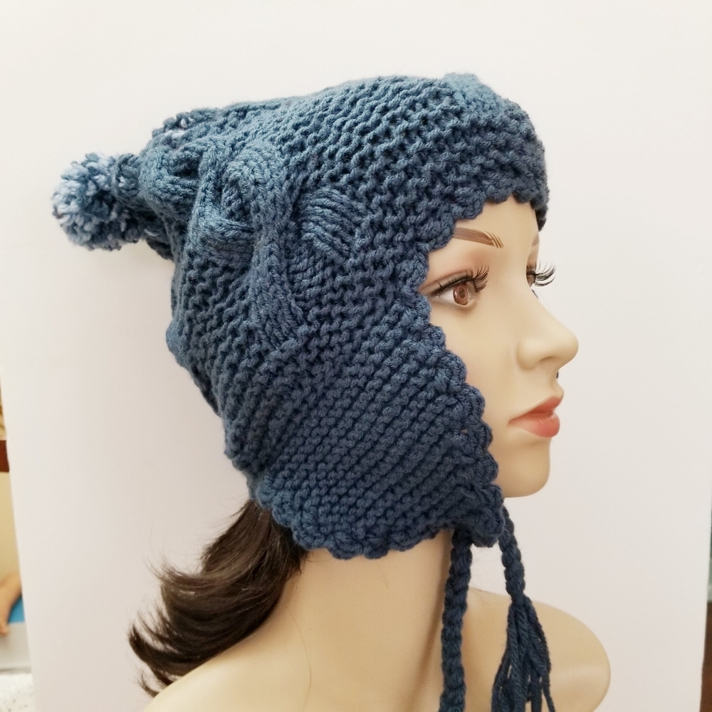 Knit Winter Women's Chullo/Hat. Teal. New